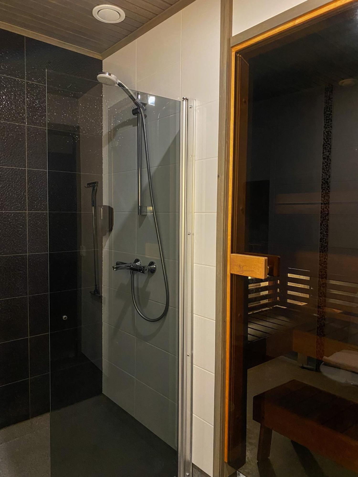 Safarimajoitus Hotel Kalajoki Exterior photo